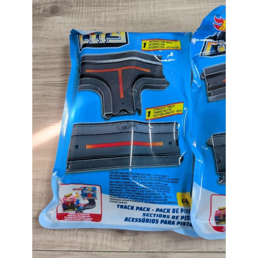 2 NEW Hot Wheels City Track Pack Straight Piece & Intersection Pack hotwheels